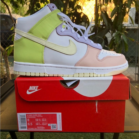 Nike Dunk High “Cashmere” Size 6.5 Women’s - Picture 1 of 10